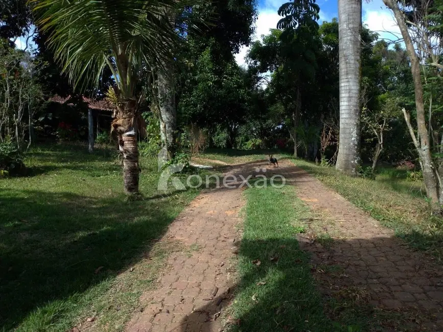 Chácara com 5 quartos à venda, 100m2 em Centro, Paraibuna - SP - imagem 4 Foto 4 de Chácara com 5 quartos à venda, 100m2 em Centro, Paraibuna - SP