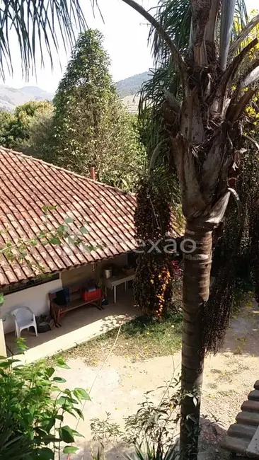 Chácara com 5 quartos à venda, 100m2 em Centro, Paraibuna - SP - imagem 1 Foto 1 de Chácara com 5 quartos à venda, 100m2 em Centro, Paraibuna - SP