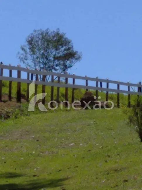 Chácara com 3 quartos à venda, 90m2 em Sao Jose Dos Campos - SP - imagem 4 Foto 4 de Chácara com 3 quartos à venda, 90m2 em Sao Jose Dos Campos - SP