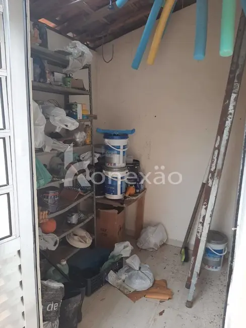 Chácara com 3 quartos à venda, 200m2 em Paraibuna - SP - imagem 6 Foto 6 de Chácara com 3 quartos à venda, 200m2 em Paraibuna - SP
