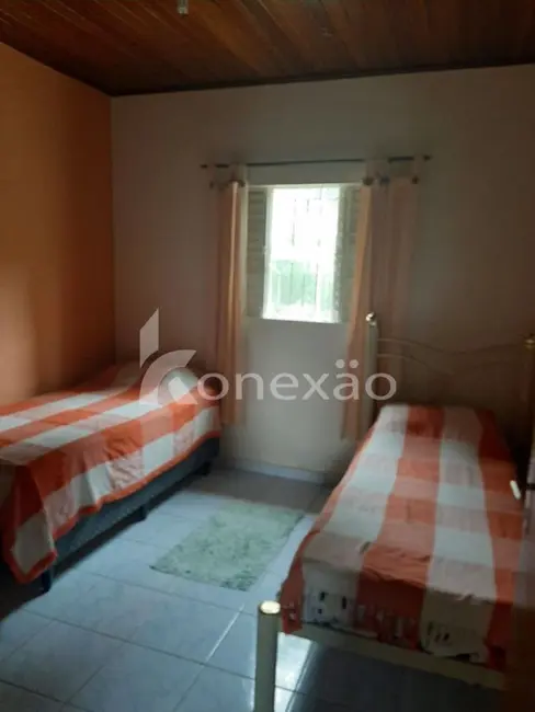 Chácara com 3 quartos à venda, 200m2 em Paraibuna - SP - imagem 9 Foto 9 de Chácara com 3 quartos à venda, 200m2 em Paraibuna - SP