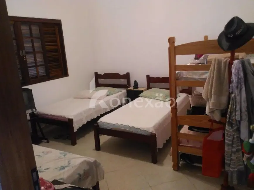 Chácara com 2 quartos à venda, 200m2 em Paraibuna - SP - imagem 7 Foto 7 de Chácara com 2 quartos à venda, 200m2 em Paraibuna - SP