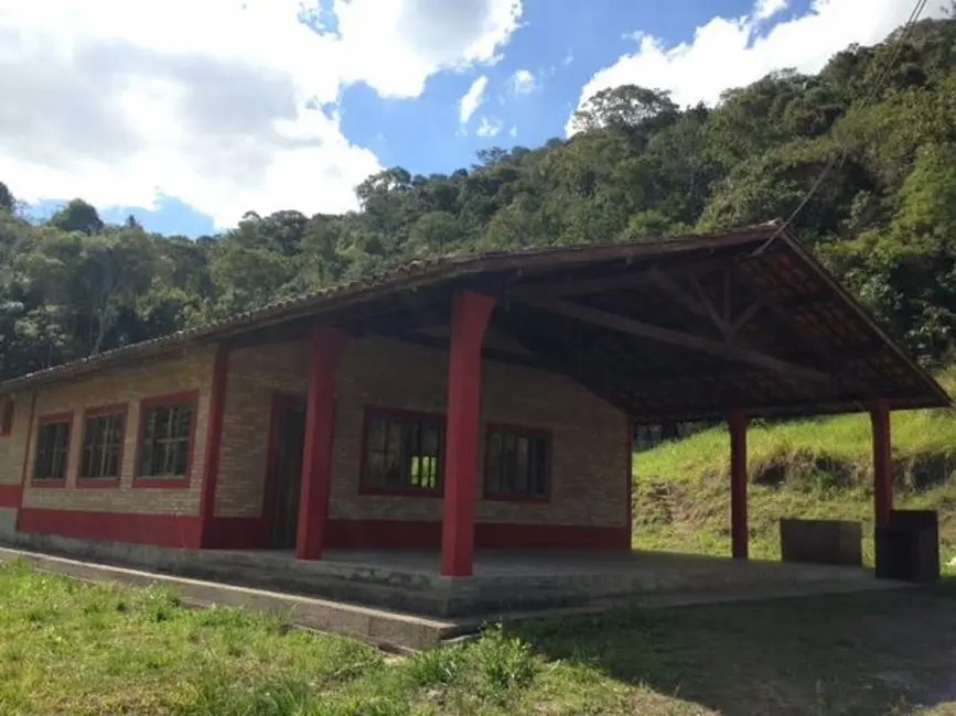 Chácara com 10 quartos à venda, 100m2 em Paraibuna - SP - imagem 1 Foto 1 de Chácara com 10 quartos à venda, 100m2 em Paraibuna - SP