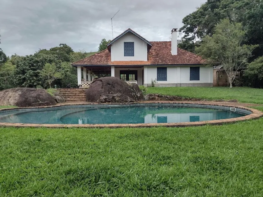 Sítio / Rancho com 1 quarto à venda, 100m2 em Centro, - SP - imagem 1 Foto 1 de Sítio / Rancho com 1 quarto à venda, 100m2 em Centro, - SP