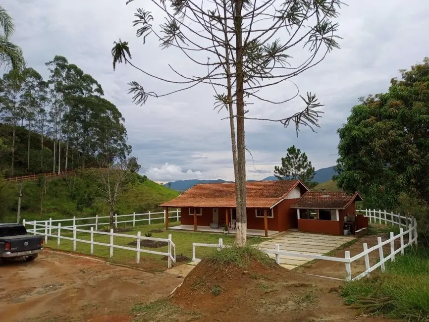 Fazenda / Haras com 2 quartos à venda, 100m2 em Sao Jose Dos Campos - SP - imagem 1 Foto 1 de Fazenda / Haras com 2 quartos à venda, 100m2 em Sao Jose Dos Campos - SP