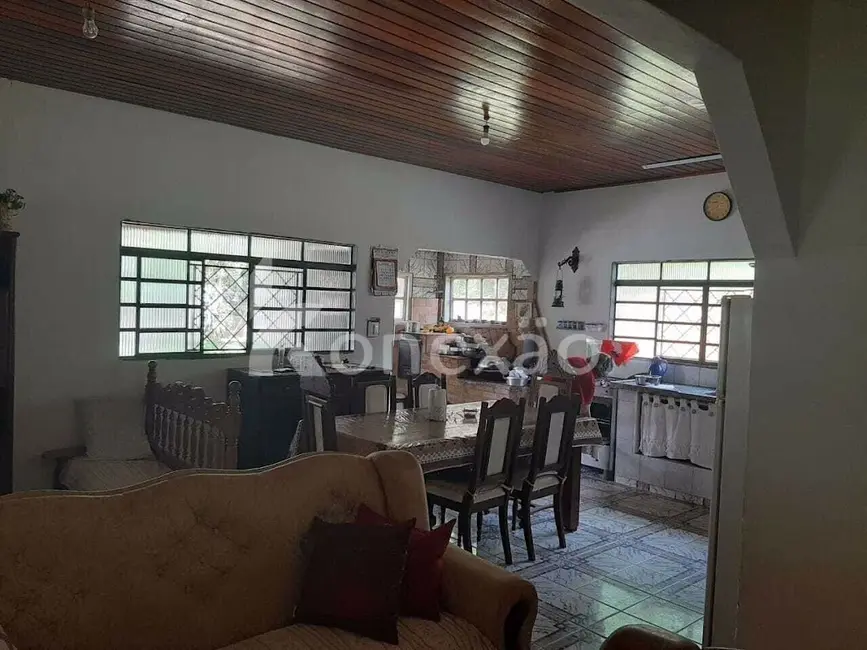 Chácara com 4 quartos à venda, 250m2 em Paraibuna - SP - imagem 9 Foto 9 de Chácara com 4 quartos à venda, 250m2 em Paraibuna - SP