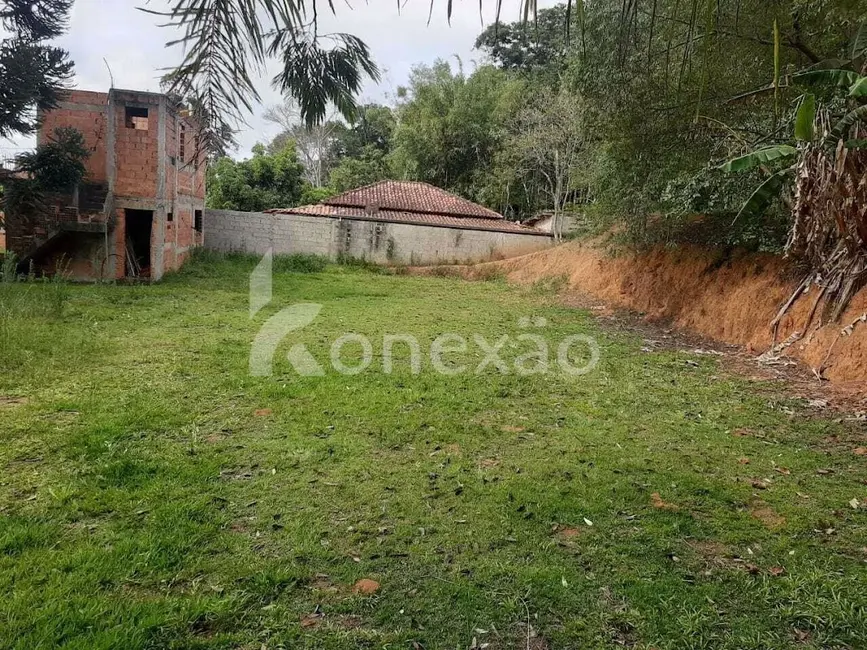 Chácara com 4 quartos à venda, 250m2 em Paraibuna - SP - imagem 3 Foto 3 de Chácara com 4 quartos à venda, 250m2 em Paraibuna - SP