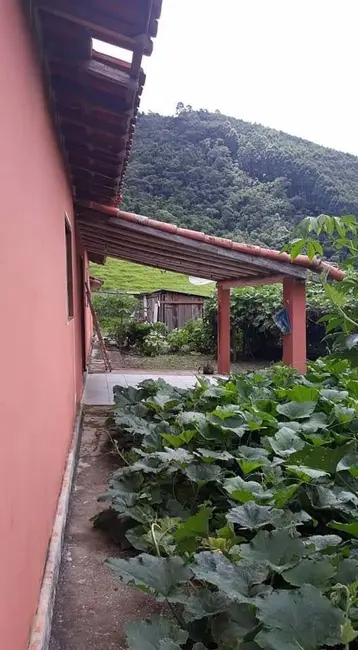 Sítio / Rancho com 2 quartos à venda, 200m2 em Paraibuna - SP - imagem 2 Foto 2 de Sítio / Rancho com 2 quartos à venda, 200m2 em Paraibuna - SP