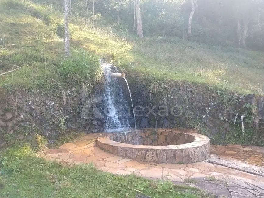 Fazenda / Haras com 3 quartos à venda, 100m2 em Sao Jose Dos Campos - SP - imagem 1 Foto 1 de Fazenda / Haras com 3 quartos à venda, 100m2 em Sao Jose Dos Campos - SP