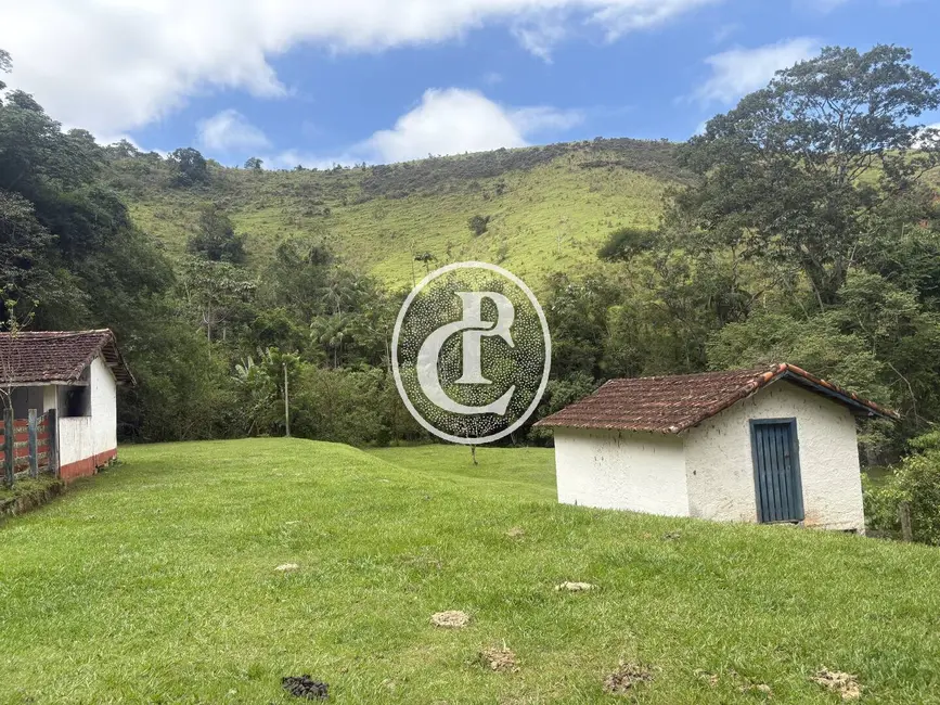 Fazenda / Haras com 3 quartos à venda, 231m2 em Sao Jose Dos Campos - SP - imagem 7 Foto 7 de Fazenda / Haras com 3 quartos à venda, 231m2 em Sao Jose Dos Campos - SP