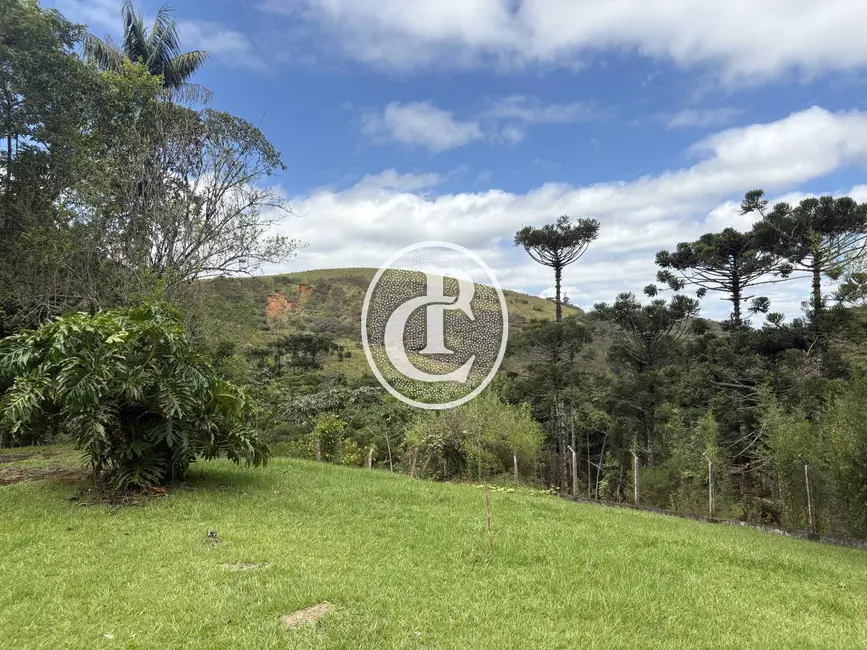 Fazenda / Haras com 3 quartos à venda, 231m2 em Sao Jose Dos Campos - SP - imagem 9 Foto 9 de Fazenda / Haras com 3 quartos à venda, 231m2 em Sao Jose Dos Campos - SP