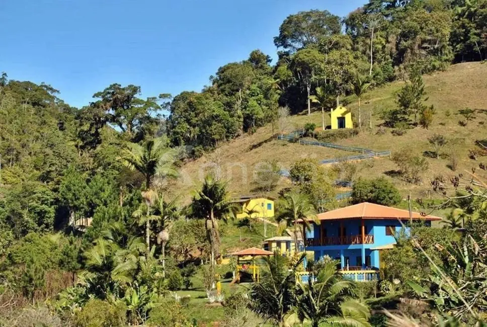 Sítio / Rancho com 3 quartos à venda, 200m2 em Centro, Paraibuna - SP - imagem 9 Foto 9 de Sítio / Rancho com 3 quartos à venda, 200m2 em Centro, Paraibuna - SP