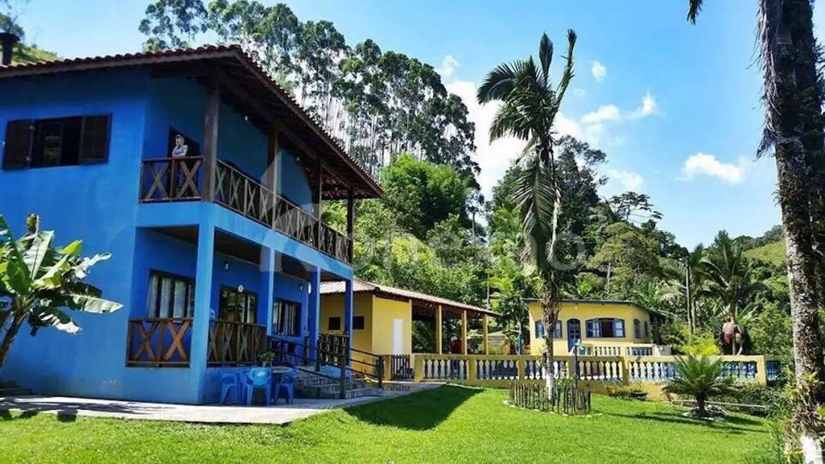 Sítio / Rancho com 3 quartos à venda, 200m2 em Centro, Paraibuna - SP - imagem 3 Foto 3 de Sítio / Rancho com 3 quartos à venda, 200m2 em Centro, Paraibuna - SP