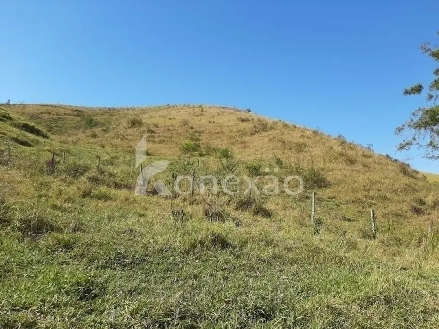 Sítio / Rancho com 4 quartos à venda, 150m2 em Centro, Paraibuna - SP - imagem 7 Foto 7 de Sítio / Rancho com 4 quartos à venda, 150m2 em Centro, Paraibuna - SP