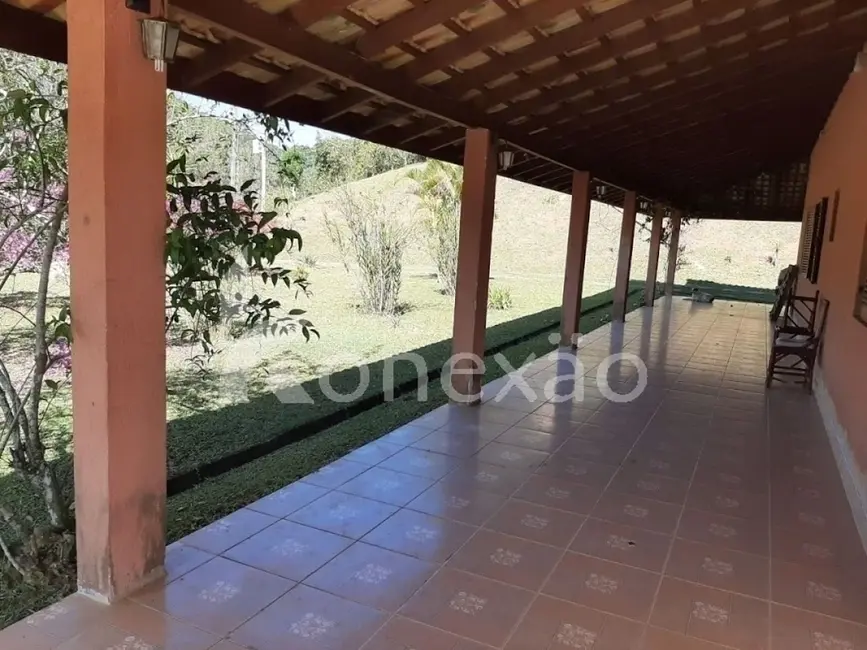Chácara com 6 quartos à venda, 350m2 em Centro, Paraibuna - SP - imagem 8 Foto 8 de Chácara com 6 quartos à venda, 350m2 em Centro, Paraibuna - SP