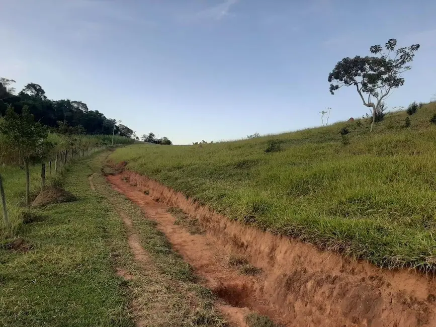 Foto 6 de Sítio / Rancho com 3 quartos à venda, 200m2 em Jambeiro - SP