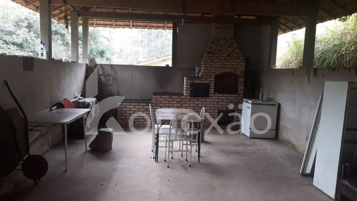 Chácara com 4 quartos à venda, 19m2 em Centro, Paraibuna - SP - imagem 3 Foto 3 de Chácara com 4 quartos à venda, 19m2 em Centro, Paraibuna - SP