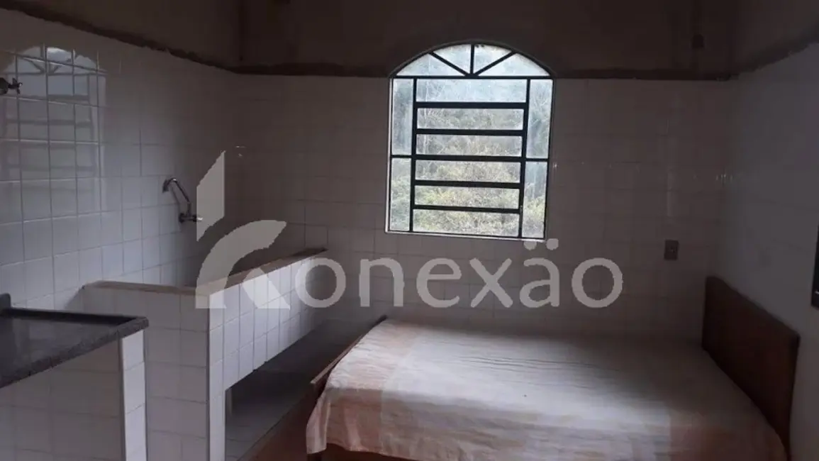 Chácara com 4 quartos à venda, 19m2 em Centro, Paraibuna - SP - imagem 4 Foto 4 de Chácara com 4 quartos à venda, 19m2 em Centro, Paraibuna - SP