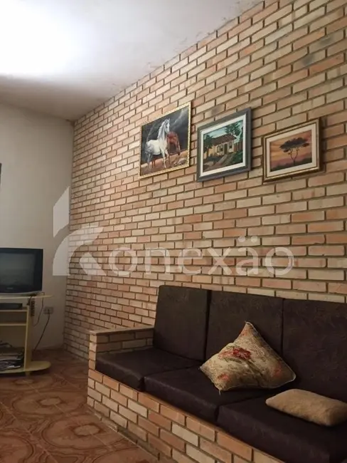 Chácara com 4 quartos à venda, 19m2 em Centro, Paraibuna - SP - imagem 2 Foto 2 de Chácara com 4 quartos à venda, 19m2 em Centro, Paraibuna - SP