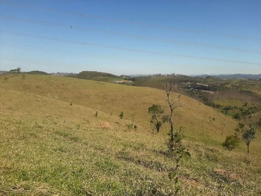 Foto 1 de Fazenda / Haras com 1 quarto à venda, 200m2 em Jambeiro - SP