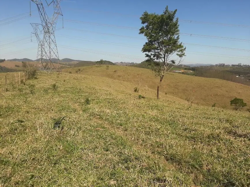 Foto 2 de Fazenda / Haras com 1 quarto à venda, 200m2 em Jambeiro - SP