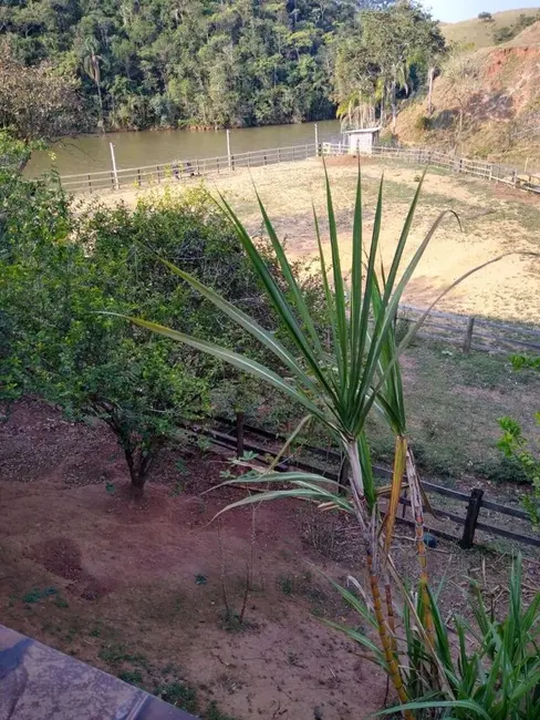 Foto 7 de Fazenda / Haras com 3 quartos à venda, 200m2 em Vila Resende, Cacapava - SP