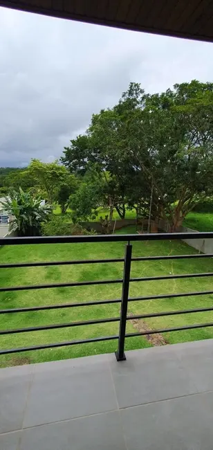 Chácara com 3 quartos à venda, 250m2 em Centro, Jambeiro - SP - imagem 6 Foto 6 de Chácara com 3 quartos à venda, 250m2 em Centro, Jambeiro - SP