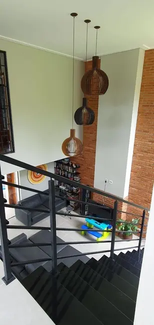 Chácara com 3 quartos à venda, 250m2 em Centro, Jambeiro - SP - imagem 5 Foto 5 de Chácara com 3 quartos à venda, 250m2 em Centro, Jambeiro - SP