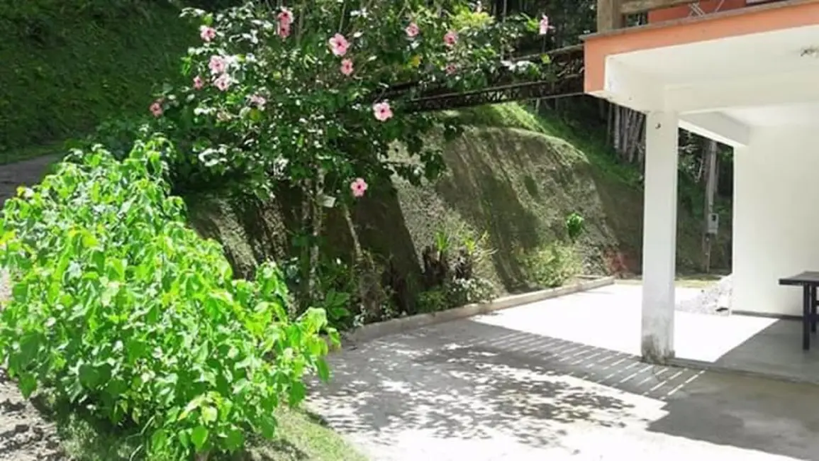 Chácara com 3 quartos à venda, 100m2 em Centro, Paraibuna - SP - imagem 9 Foto 9 de Chácara com 3 quartos à venda, 100m2 em Centro, Paraibuna - SP