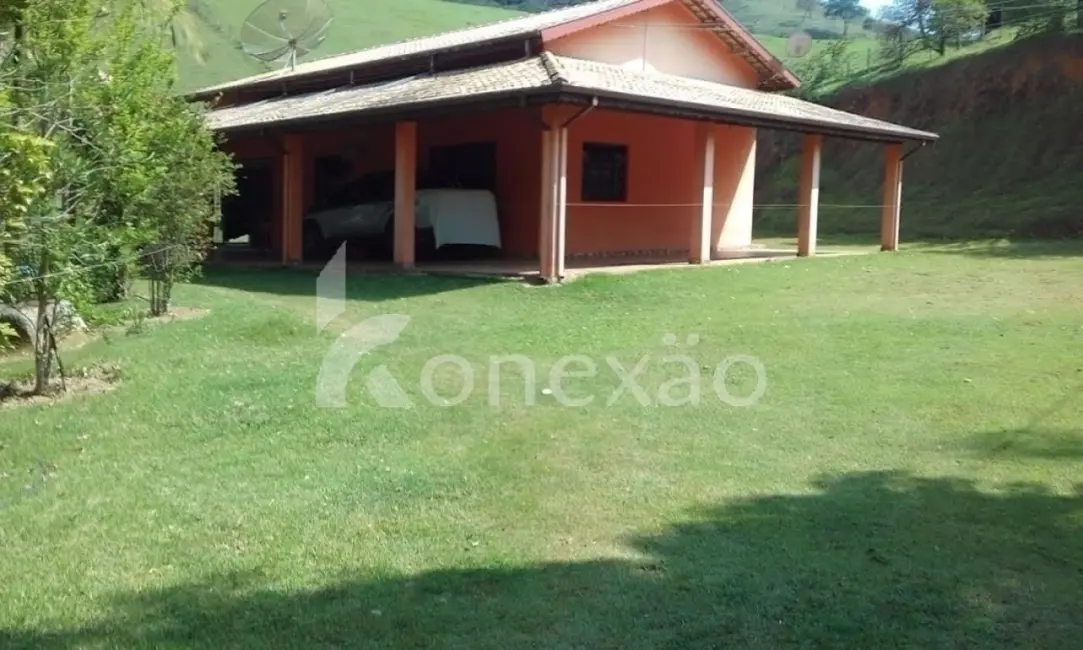 Sítio / Rancho com 3 quartos à venda, 100m2 em Cunha - SP - imagem 3 Foto 3 de Sítio / Rancho com 3 quartos à venda, 100m2 em Cunha - SP