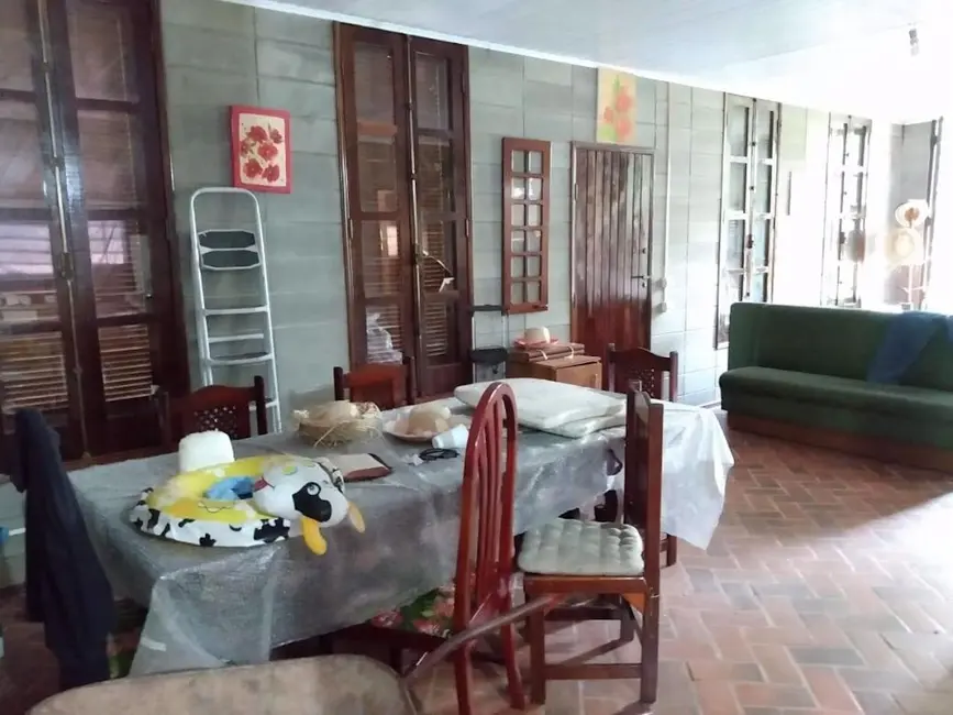 Foto 9 de Chácara com 4 quartos à venda, 150m2 em Jambeiro - SP