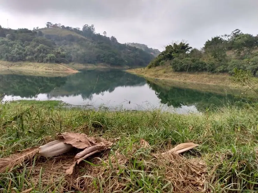 Foto 2 de Chácara com 4 quartos à venda, 150m2 em Jambeiro - SP