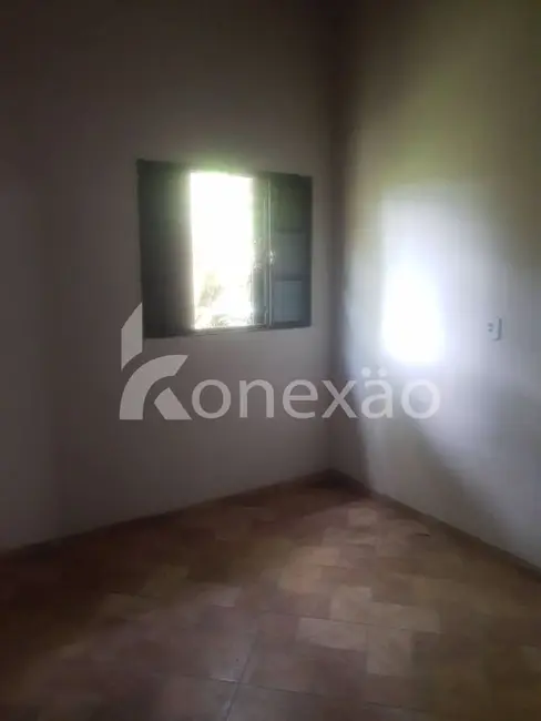 Chácara com 3 quartos à venda, 200m2 em Paraibuna - SP - imagem 7 Foto 7 de Chácara com 3 quartos à venda, 200m2 em Paraibuna - SP