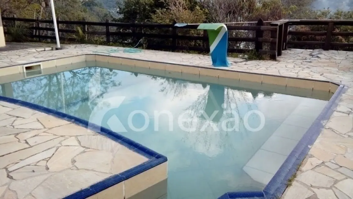 Chácara com 3 quartos à venda, 200m2 em Paraibuna - SP - imagem 5 Foto 5 de Chácara com 3 quartos à venda, 200m2 em Paraibuna - SP