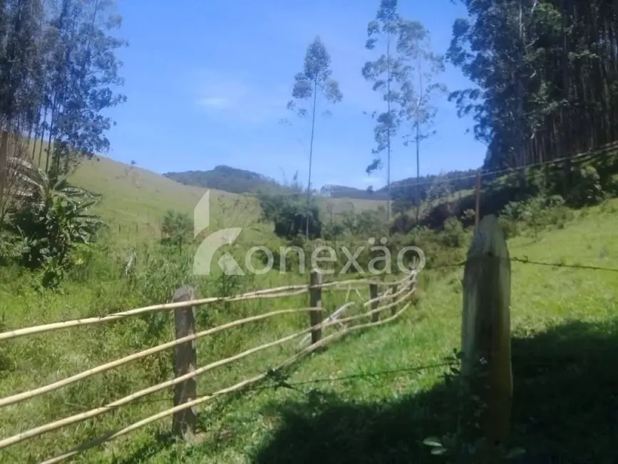 Fazenda / Haras com 4 quartos à venda, 200m2 em Centro, Paraibuna - SP - imagem 9 Foto 9 de Fazenda / Haras com 4 quartos à venda, 200m2 em Centro, Paraibuna - SP