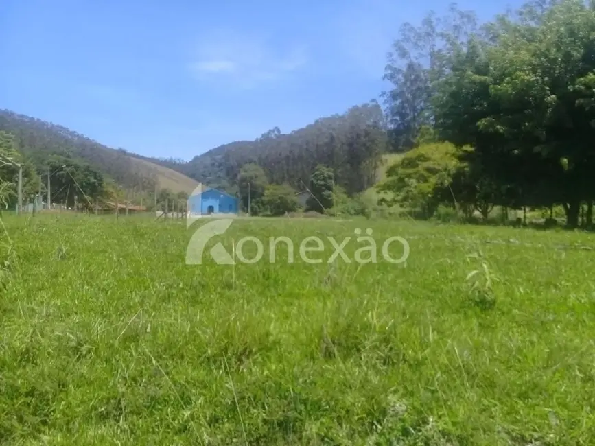Fazenda / Haras com 4 quartos à venda, 200m2 em Centro, Paraibuna - SP - imagem 3 Foto 3 de Fazenda / Haras com 4 quartos à venda, 200m2 em Centro, Paraibuna - SP