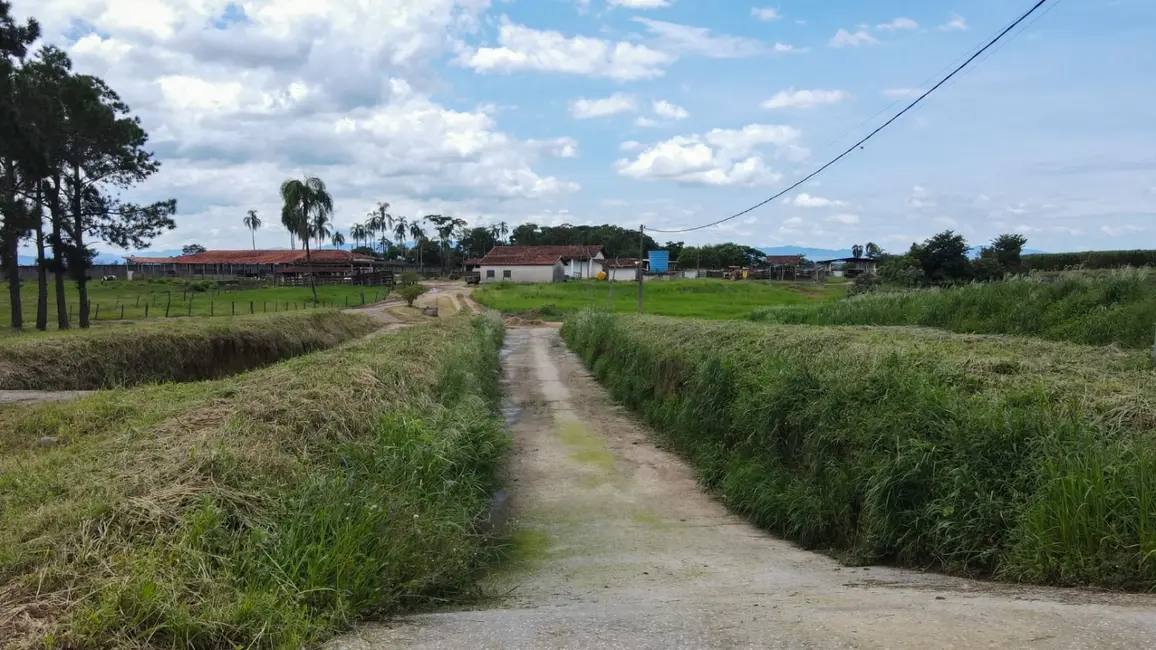 Foto 6 de Fazenda / Haras com 3 quartos à venda, 100m2 em Centro, Pindamonhangaba - SP