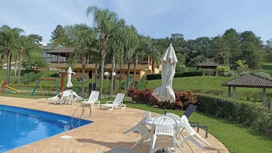 Chácara com 1 quarto à venda, 100m2 em Centro, Jambeiro - SP - imagem 5 Foto 5 de Chácara com 1 quarto à venda, 100m2 em Centro, Jambeiro - SP