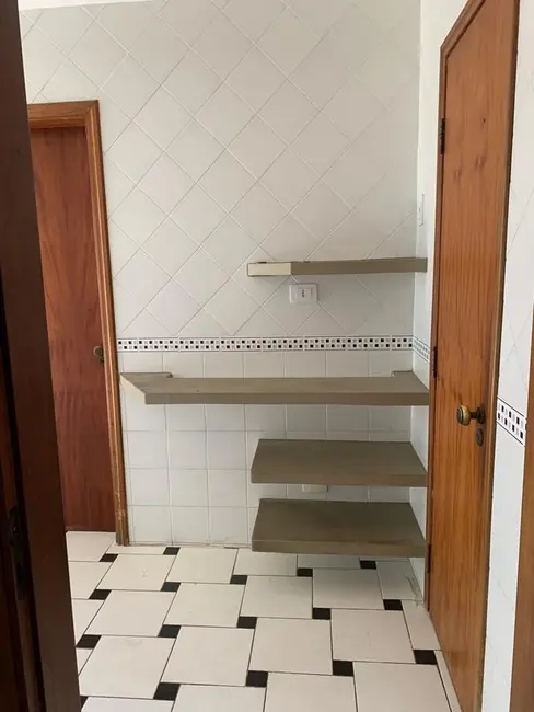 Sobrado com 4 quartos à venda, 339m2 em Sao Jose Dos Campos - SP - imagem 8 Foto 8 de Sobrado com 4 quartos à venda, 339m2 em Sao Jose Dos Campos - SP