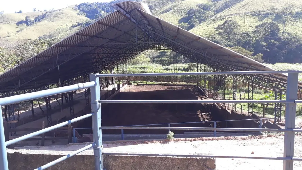 Foto 8 de Fazenda / Haras com 1 quarto à venda, 100m2 em Vila Isabel, Itajuba - MG