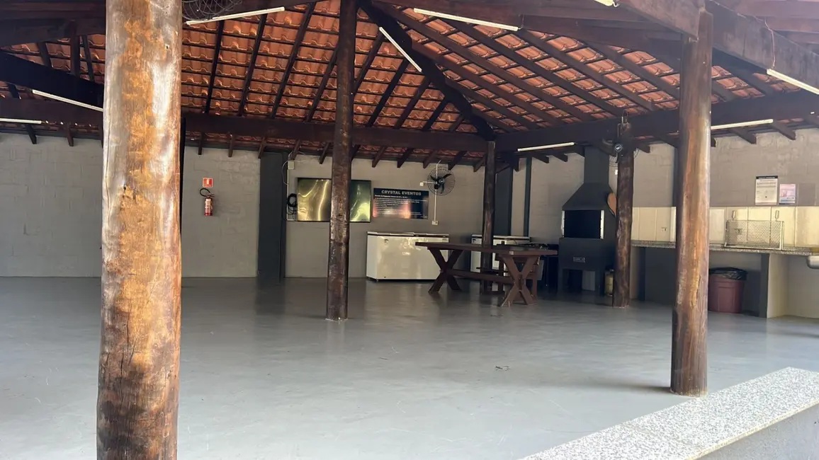 Chácara com 3 quartos à venda, 230m2 em Jardim Maria Amélia, Jacarei - SP - imagem 9 Foto 9 de Chácara com 3 quartos à venda, 230m2 em Jardim Maria Amélia, Jacarei - SP