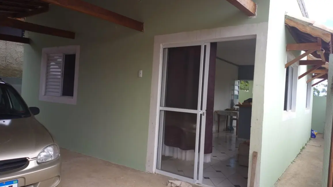 Chácara com 2 quartos à venda, 130m2 em Centro, Paraibuna - SP - imagem 8 Foto 8 de Chácara com 2 quartos à venda, 130m2 em Centro, Paraibuna - SP