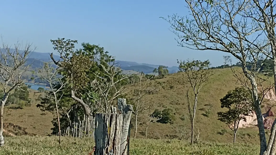 Chácara à venda, 20m2 em Jambeiro - SP - imagem 8 Foto 8 de Chácara à venda, 20m2 em Jambeiro - SP