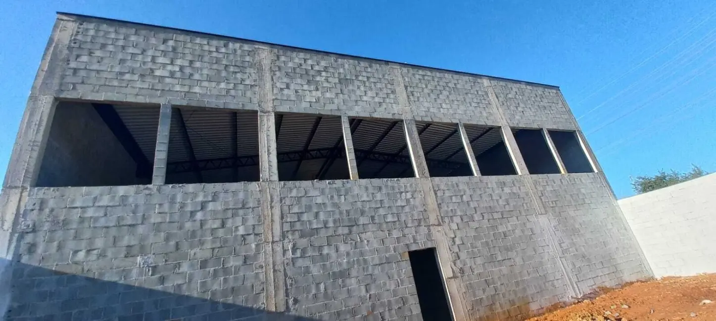 Armazém / Galpão à venda, 625m2 em Rio Comprido, Jacarei - SP - imagem 4 Foto 4 de Armazém / Galpão à venda, 625m2 em Rio Comprido, Jacarei - SP