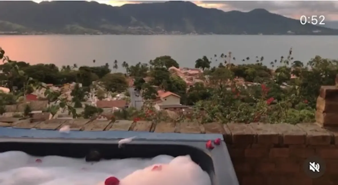 Pousada com 10 quartos à venda, 5200m2 em Centro, Ilhabela - SP - imagem 5 Foto 5 de Pousada com 10 quartos à venda, 5200m2 em Centro, Ilhabela - SP