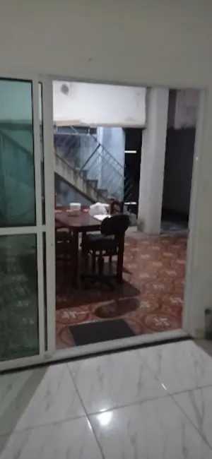 Casa com 1 quarto à venda, 240m2 em Centro, Jacarei - SP - imagem 1 Foto 1 de Casa com 1 quarto à venda, 240m2 em Centro, Jacarei - SP