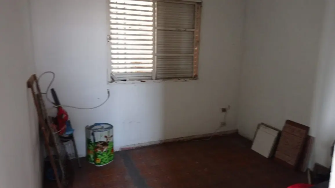 Casa com 12 quartos à venda, 330m2 em Centro, Jacarei - SP - imagem 7 Foto 7 de Casa com 12 quartos à venda, 330m2 em Centro, Jacarei - SP
