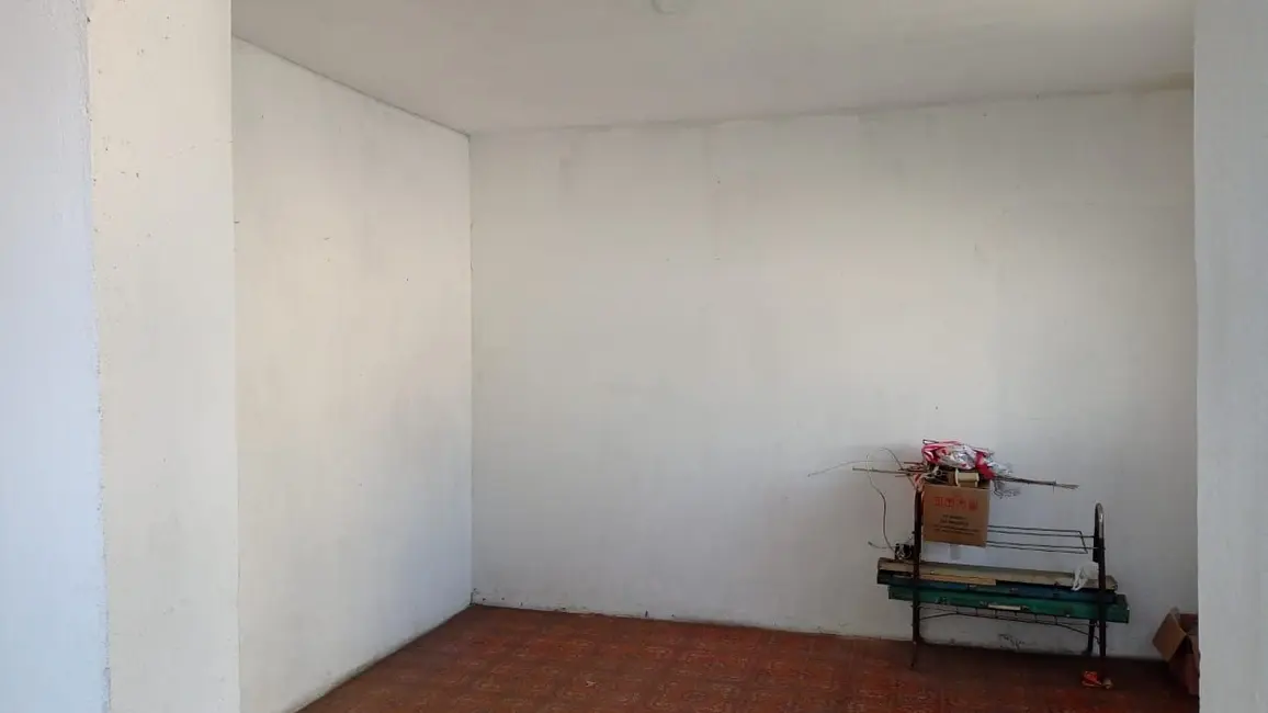 Casa com 12 quartos à venda, 330m2 em Centro, Jacarei - SP - imagem 4 Foto 4 de Casa com 12 quartos à venda, 330m2 em Centro, Jacarei - SP