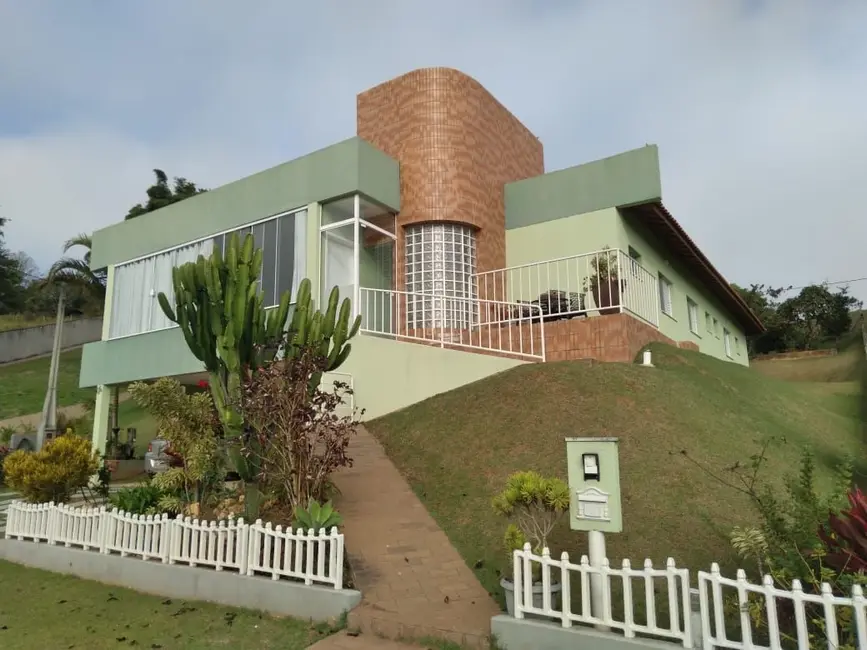 Casa de Condomínio com 4 quartos à venda, 215m2 em Paraibuna - SP - imagem 1 Foto 1 de Casa de Condomínio com 4 quartos à venda, 215m2 em Paraibuna - SP