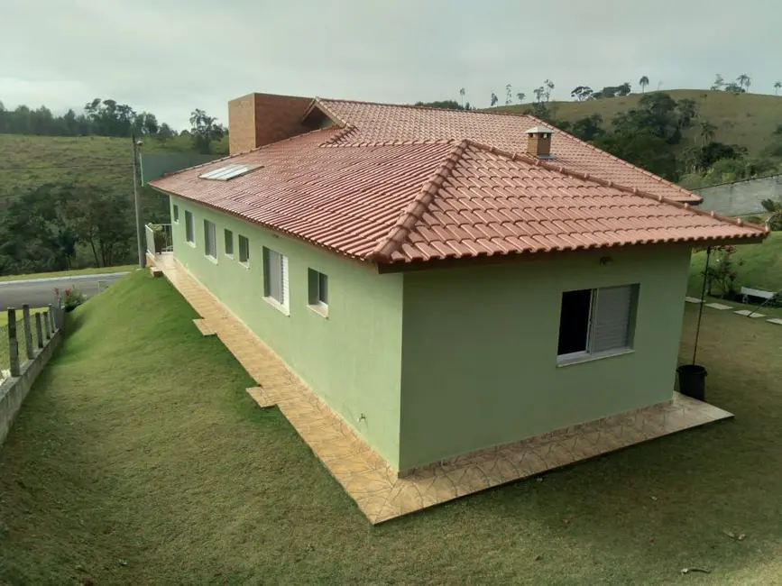 Casa de Condomínio com 4 quartos à venda, 215m2 em Paraibuna - SP - imagem 7 Foto 7 de Casa de Condomínio com 4 quartos à venda, 215m2 em Paraibuna - SP